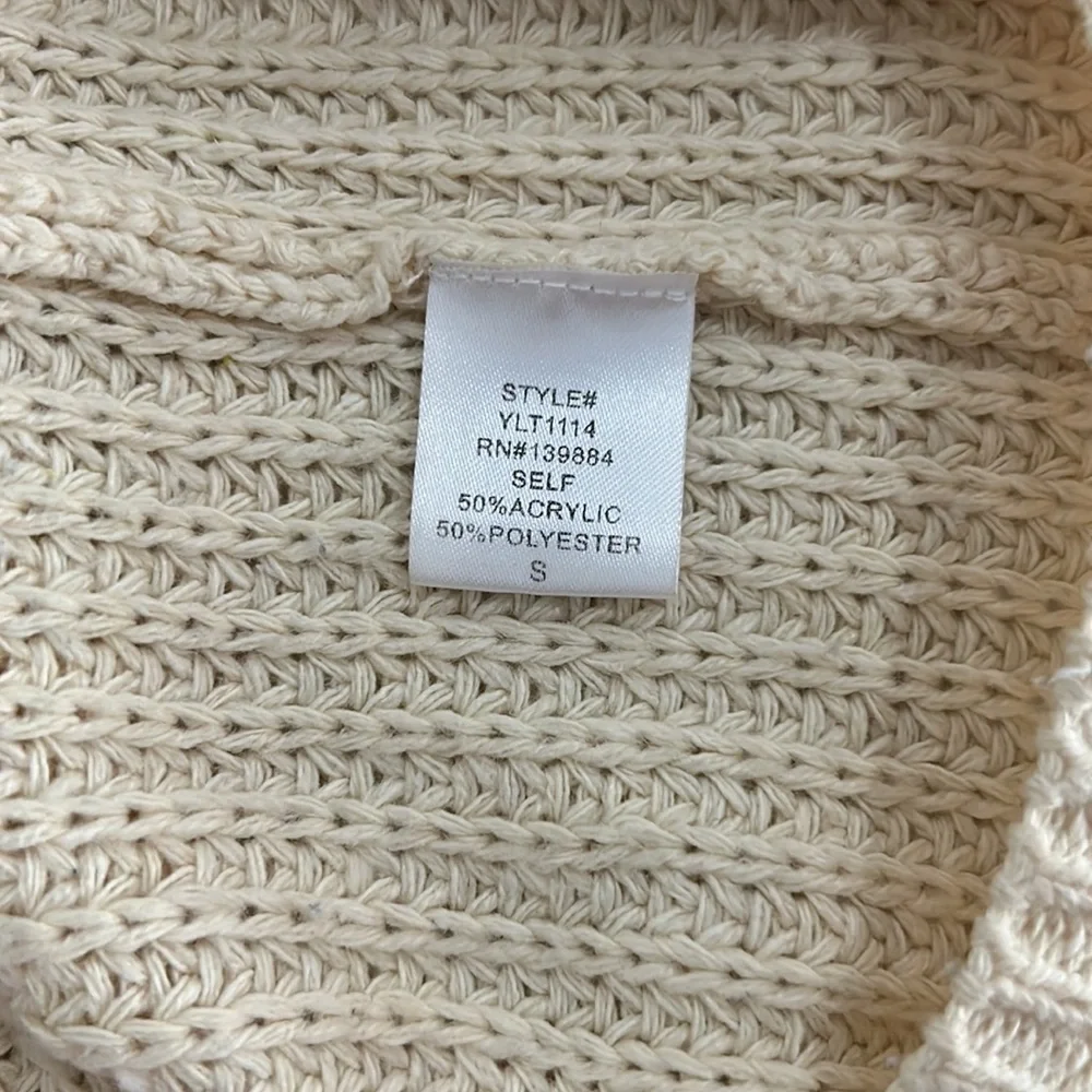A. Peach Adjustable Ruching Knit Sweater. Size S - Picture 8 of 9